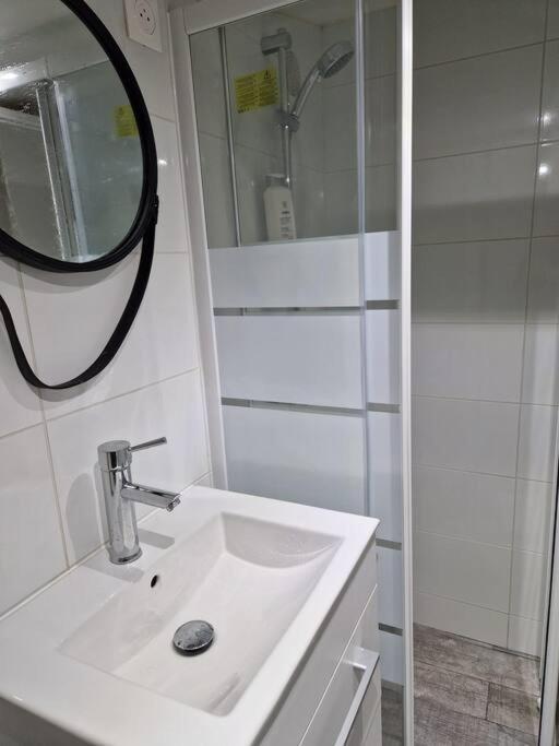 Studioneuf Equipe Cdg/Parc Expo/ Paris Aulnay-sous-Bois Dış mekan fotoğraf